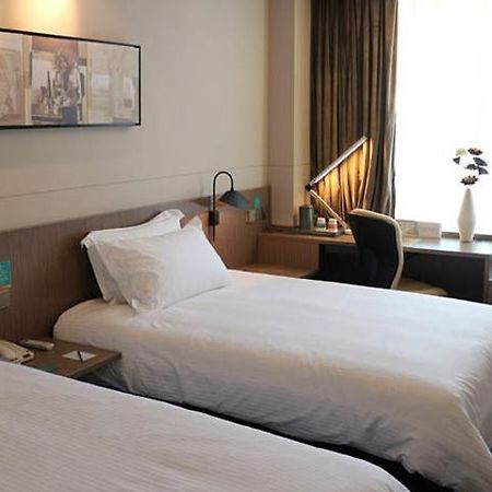 Jinjiang Inn Select Xining West Wusi Road New Hualian Square Esterno foto