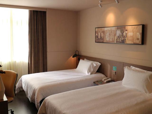 Jinjiang Inn Select Xining West Wusi Road New Hualian Square Esterno foto
